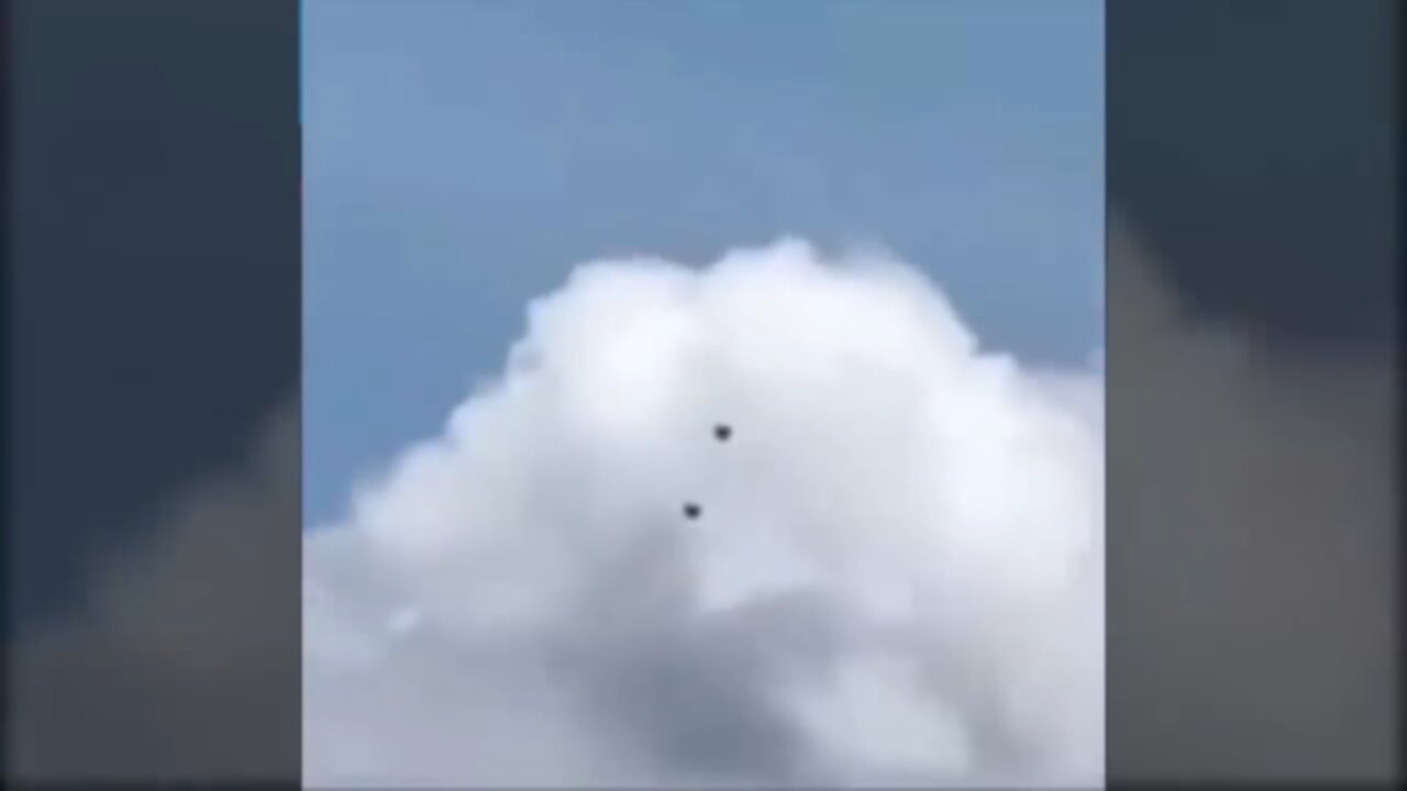 2 Metallic Spheres over Colombia