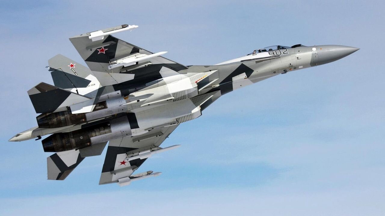 Delivery of Su-35 fighter jet to Russian Air Force is underway while Zelensky is waiting