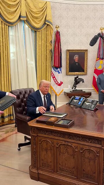 President @realDonaldTrump signs an Executive Order to declassify the JFK, RFK, and MLK Jr. files!