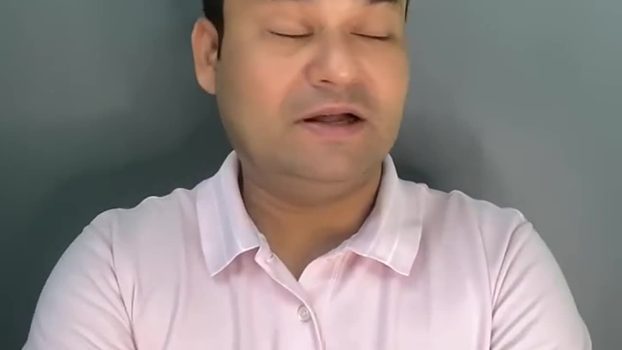 Sweater comedy 😂 #comedy #funny #duet