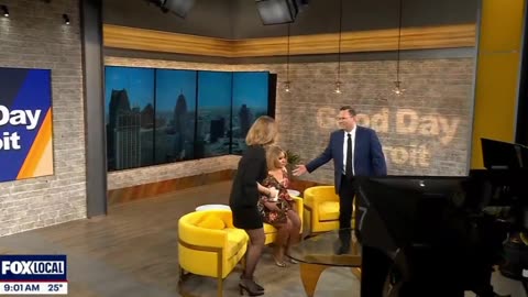 Fox2detroit's Super Lovely Deena & Maurielle On 121125