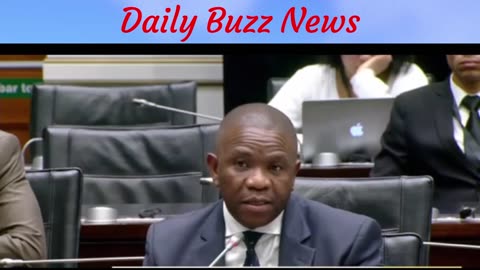 Lt-Gen Mkhwanazi: “Even Bheki Cele Knows — If He Breaks the Law, I’ll Arrest Him Too”