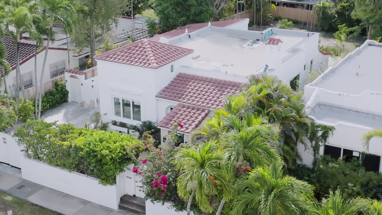 South Florida Homes I Dolce Vita Villa in Coral Gables