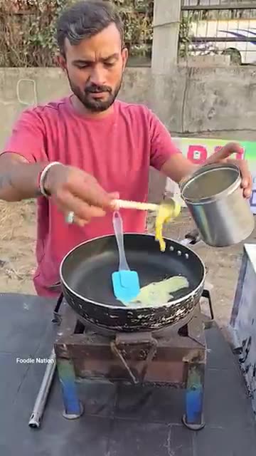 Cheese Burst Locho in Surat — The Ultimate Meltdown!