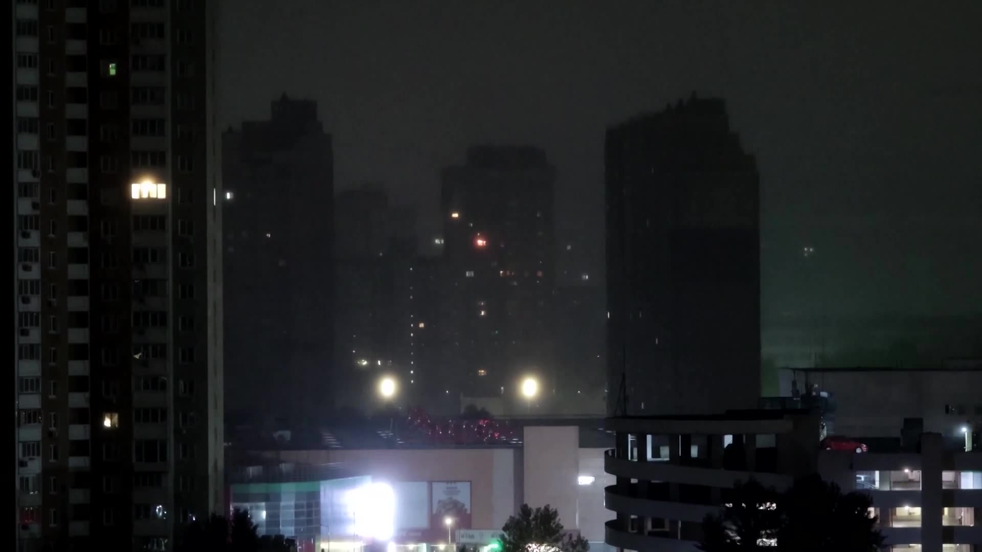Russia strikes Kyiv apartments, energy sites in major attack