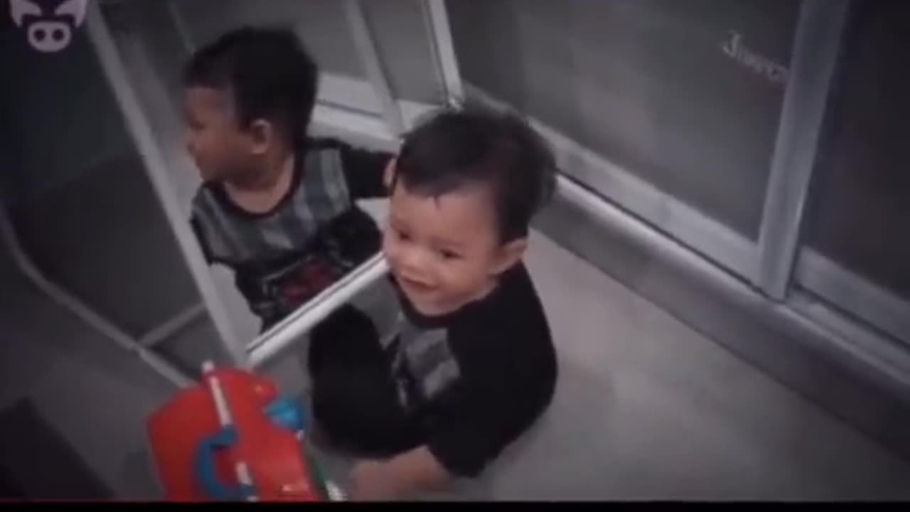 😱🤔 What Would You Do If You Encountered a Ghost? Creepy Encounter | TheHauntingHour