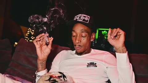 Wiz Khalifa - La Vida [Official Video]