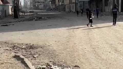 🚨🇮🇱🇵🇸 Israeli army targets Gaza after residents return to ruined area