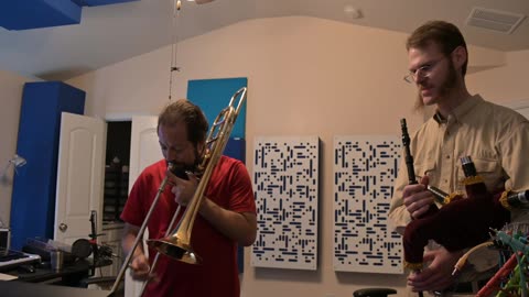 Synthasonic - Swirling Bagpipe Nebulas (ft. Honey Mustard Music)