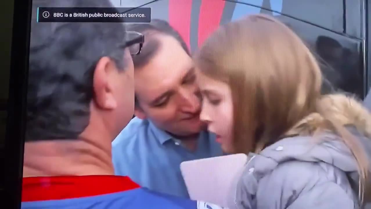 Ted Cruz literally touching a girl on cameras or I am not seeing accurately?