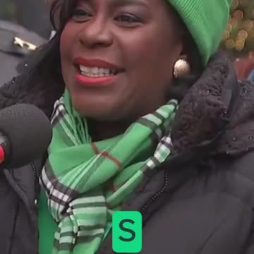 Philadelphia Mayor Attempts to Spell "Eagles," Hilarity Ensues