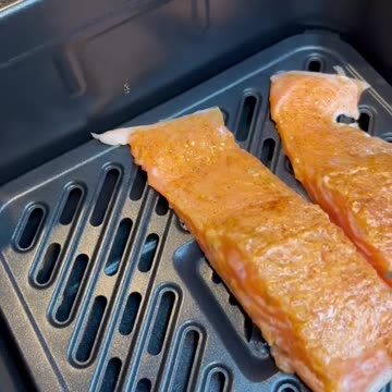 🍚 Toshiba 6-Cup Japanese Rice Cooker – Perfect Rice Every Time! 🍚 ✨ Features: