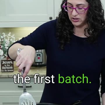 "Somebody has to be the first pancake" 😂