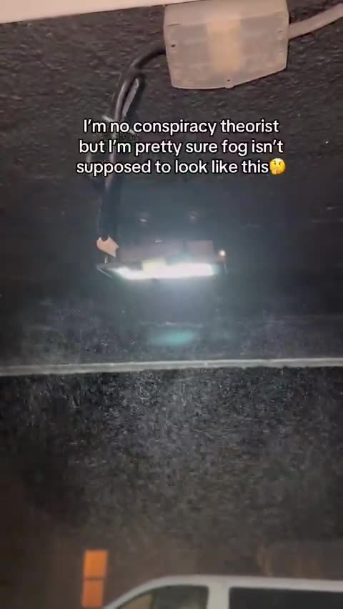 all over the country people are reporting this same thick “particle fog”