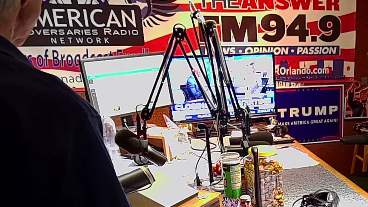 COMEY AND PEEKABOO SKATE - FOR NOW