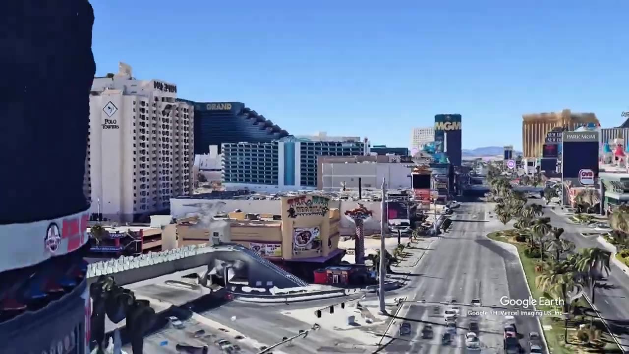 Las Vegas From Above – A Complete Aerial Crossing of the Strip