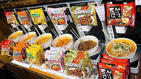 Amazing automated ramen machine! All toppings are free