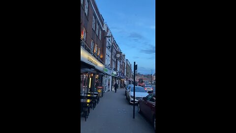 Jewellers clock in beckenham high street