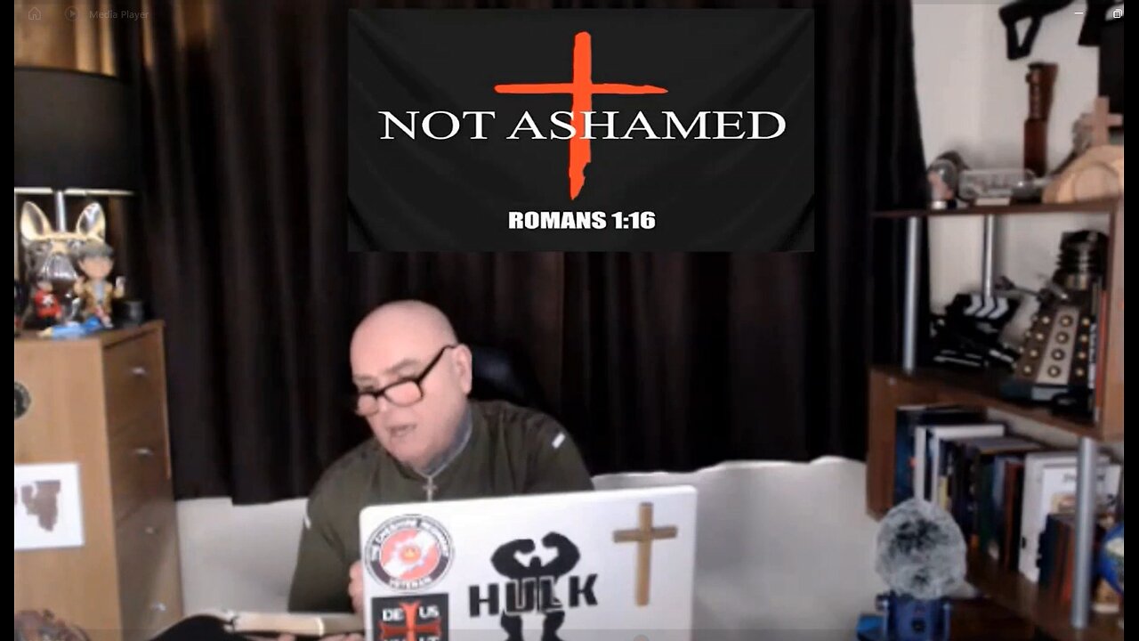 The small chief tax collector, a tree, and Jesus Christ. Luke 19:1-10.