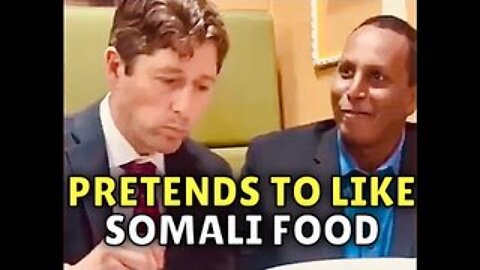 Minneapolis Mayor Jacob Frey tries to FAKE liking Somali food 😂