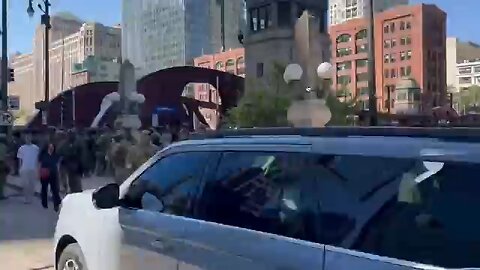 TRUMP WAR ON CHICAGO CRIME BEGINS AS TROOPS ARRIVE