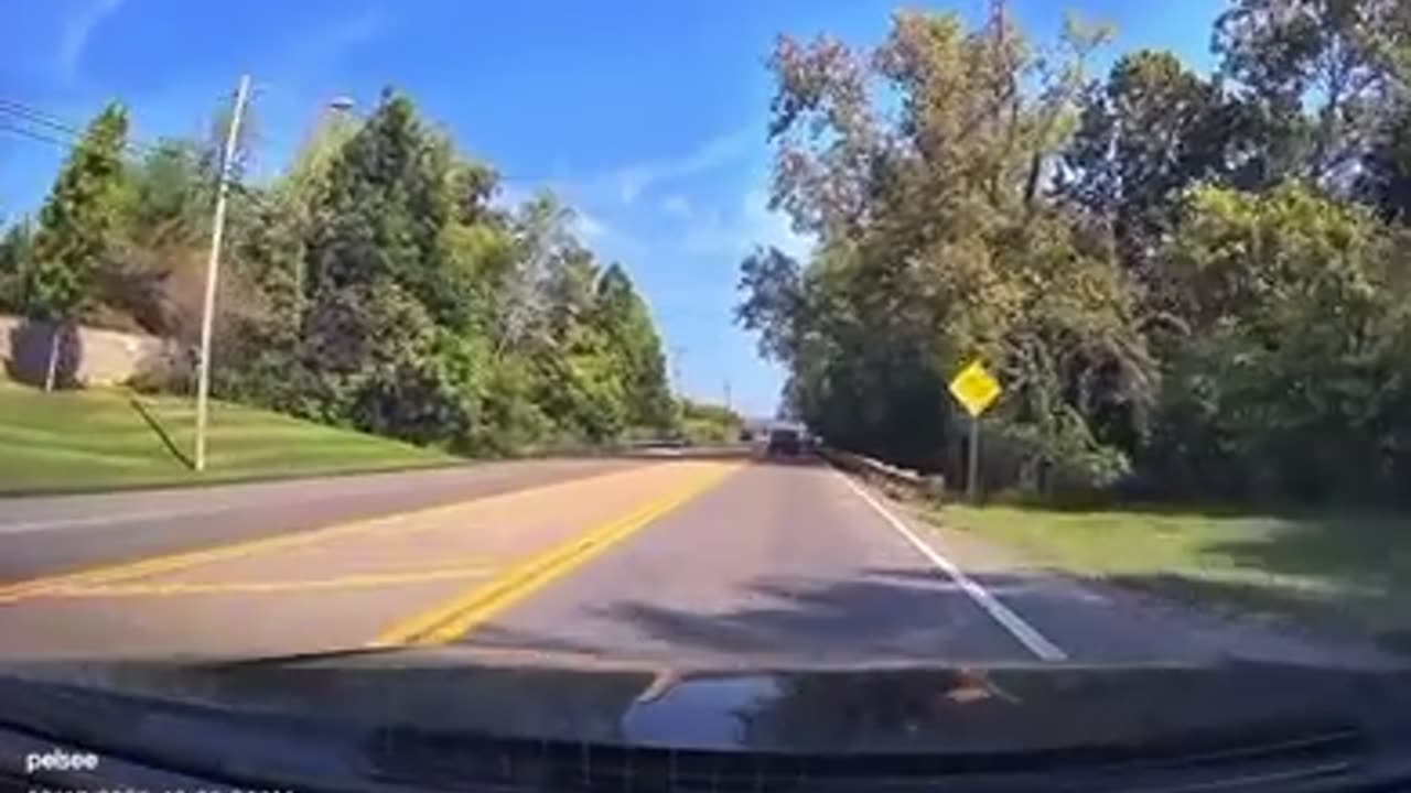 😱🚨 Road Hazards! | FunFM