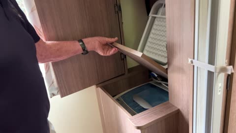 🚐 Tour a Bailey Unicorn: Off-Grid Comfort