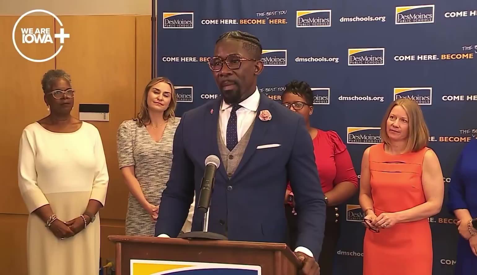 Ian Andre Roberts, whos in charge of De Moines Public School District, has been arrested by ICE.