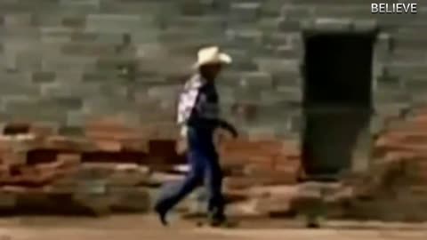 This Video Proves the PattersonāGimlin Film Bigfoot Was NOT a Costume!