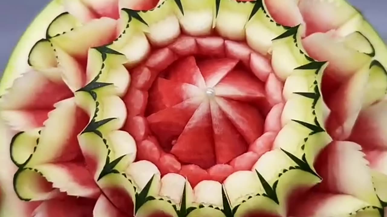 Amazing Fruits Cutting Art, Design Flower In Watermelon