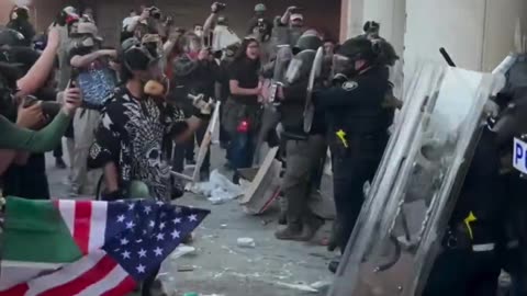 Mexicans attack LA police