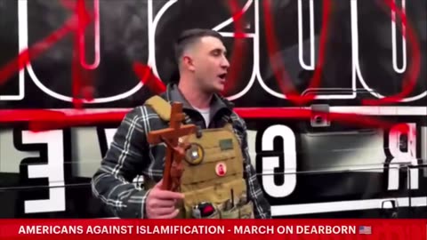 'They're outbreeding our women!' J6er leads anti-Muslim protest for 'white race'