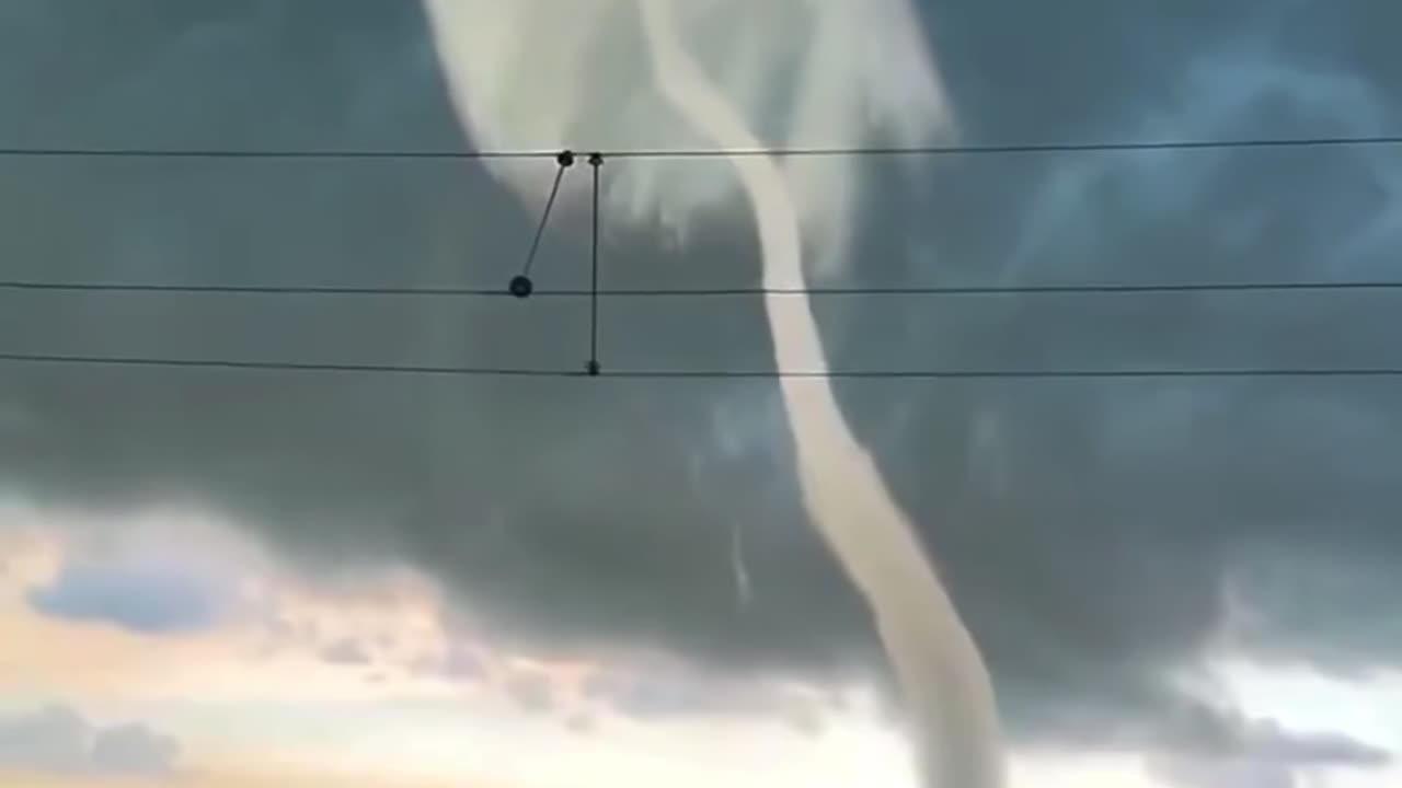 🌪️😲 This Is The Start Of A Tornado - You Won't Believe How Fast It Forms! | FeedMyCuriosity