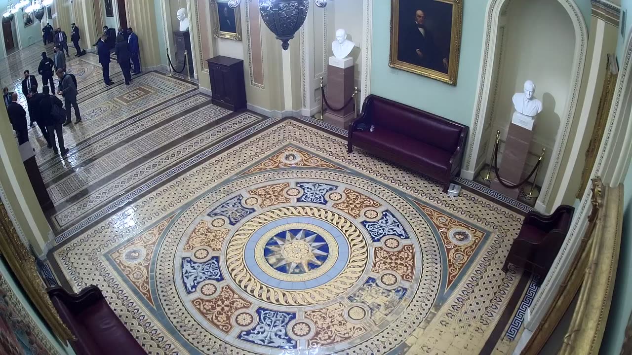 0213USCS02OhioClockCorridornearS208_2021-01-06_21h00min03s297ms.mp4