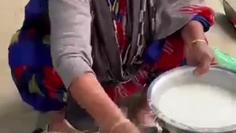 Hardworking Women Making Ruti on a Clay Oven! Traditional Cooking 🔥 #Shorts