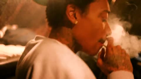 Wiz Khalifa - Champagne [Official VIDEO]