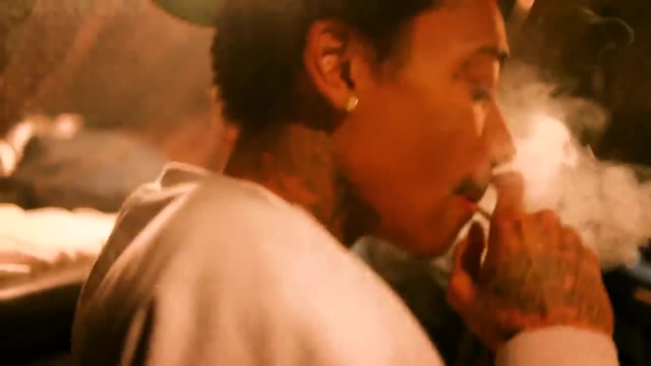 Wiz Khalifa - Champagne [Official VIDEO]