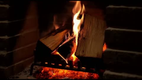 30 Minutes Cozy Fireplace Ambience in 4K Relaxing Crackling Fire Sounds for Sleep, Study Meditation