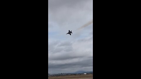 Blue Angeles F-18 Superhornet takeoff