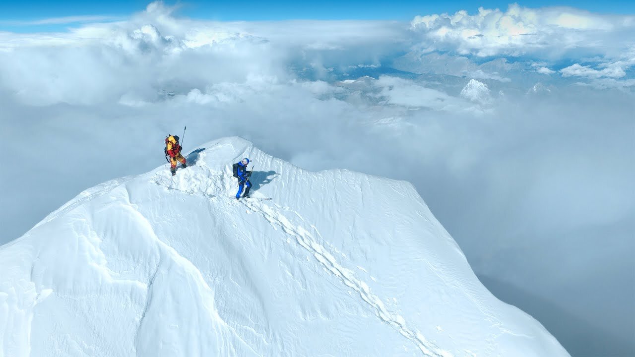 First Person In History To SKI Down Mount Everest (no oxygen)