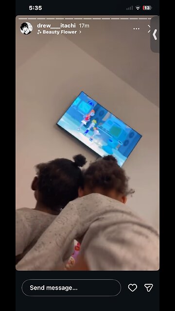 STORM PREGNANT AGAIN DOIN HER HAIR BUT DAUGHTERS HAIR NEVER DONE!!