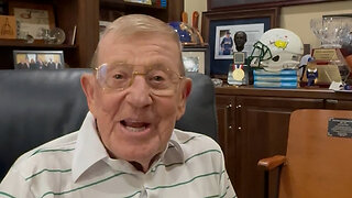 Coach Lou Holtz Predicts Notre Dame’s Victory in 2025 Championship 🏆 | Culture vs. Talent! #GoIrish