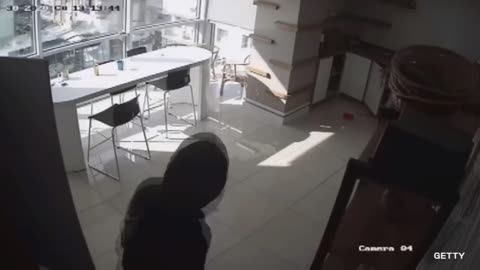 Amazing footage of an earthquake