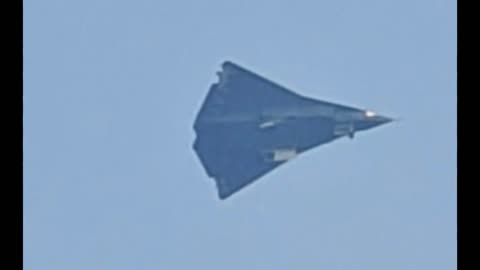 China Just Flew The World's First Sixth Generation Fighter Jet!