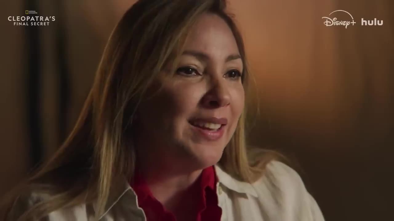 Dr. Kathleen Martinez Discovers the Foundation Plates | Cleopatras Final Secret