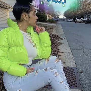 Xtra Shorty Gloss Leather Puff🔥