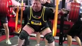 525kg RAW Squat World Record!