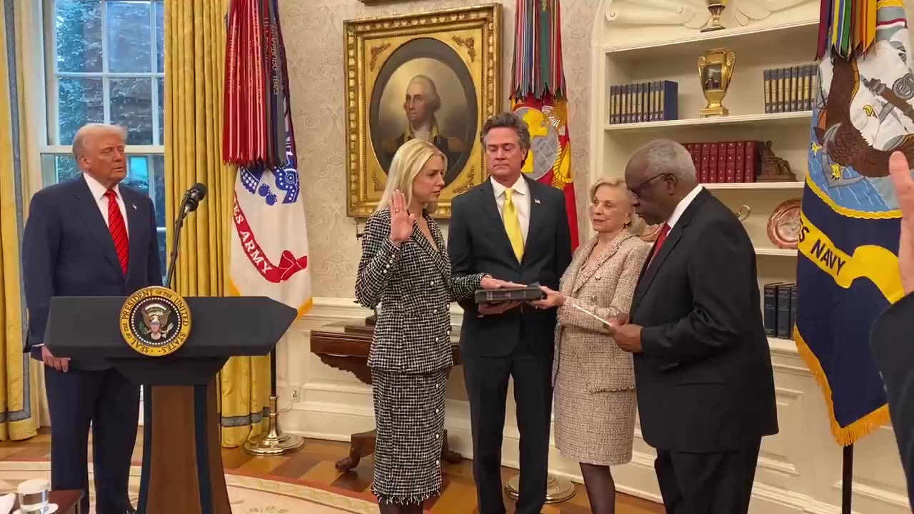 Pam Bondi Being Sworn In