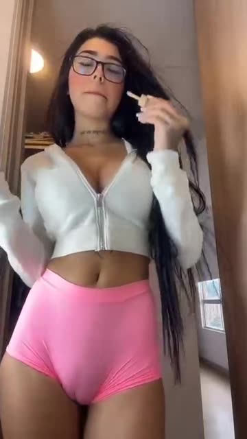 Hot & Sexy in those pants.