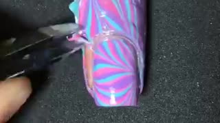 Incredible: Nail Art Tutorial: Water Marble Manicure